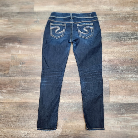 SILVER JEANS SUKI SKINNY DARK WASH WHISKERING SIZE 29 - Picture 8 of 10